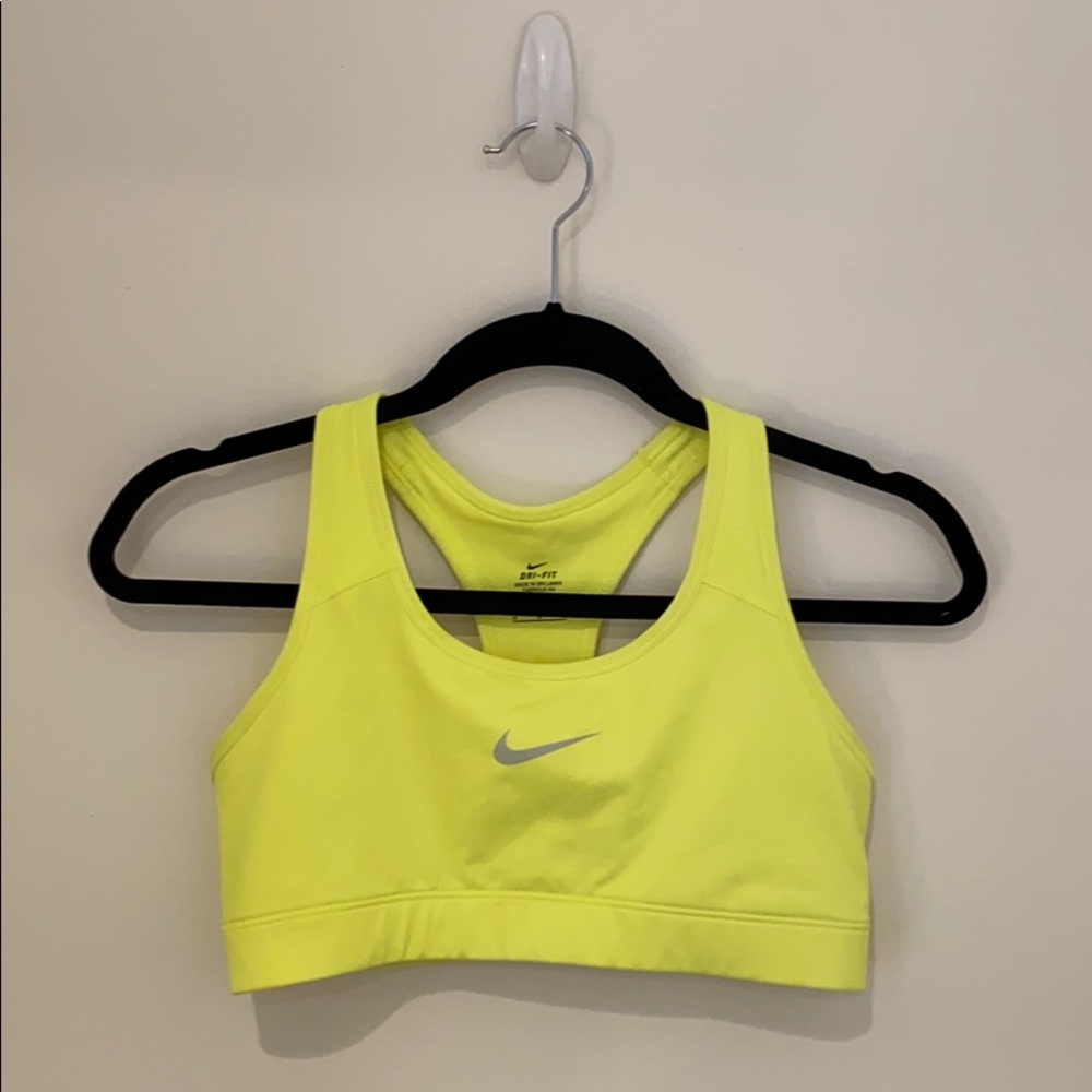 Nike Dri-Fit Sports Bra (Size M)